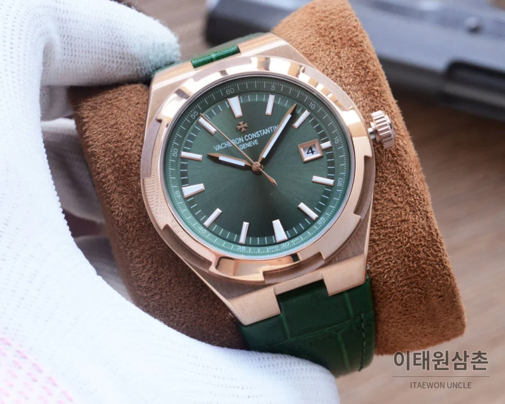 바쉐론콘스탄틴 오버시즈 오토매틱 41mm