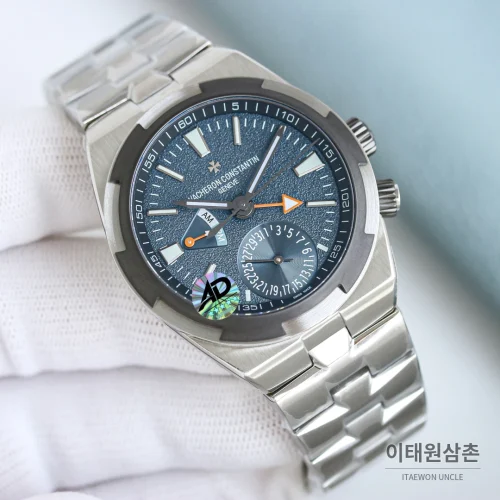 바쉐론콘스탄틴 오버시즈 듀얼타임 블루다이얼 오토매틱 41mm 7920V/210A-B334 스틸 브레이슬릿