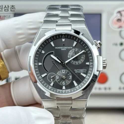 바쉐론콘스탄틴 오버시즈 듀얼타임 파워리저브 오토매틱 42mm 블루 스틸 브레이슬릿 (4)