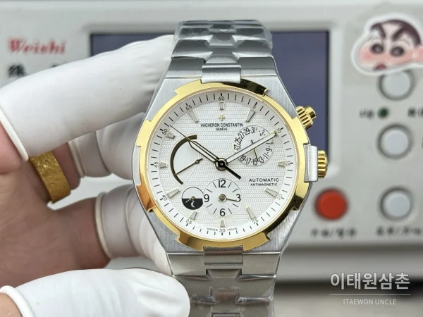 바쉐론콘스탄틴 오버시즈 듀얼타임 파워리저브 오토매틱 42mm 블루 스틸 브레이슬릿 골드 베젤
