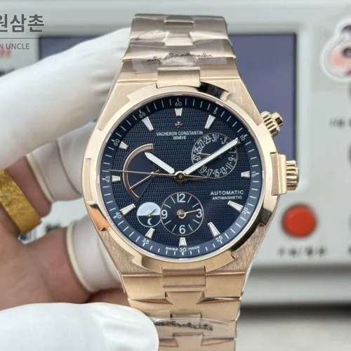 바쉐론콘스탄틴 오버시즈 듀얼타임 파워리저브 오토매틱 42mm 블루 로즈골드 브레이슬릿 로즈골드 케이스 (3) 바쉐론콘스탄틴 오버시즈 듀얼타임 파워리저브 오토매틱 42mm 블루 로즈골드 브레이슬릿 로즈골드 케이스 (3)