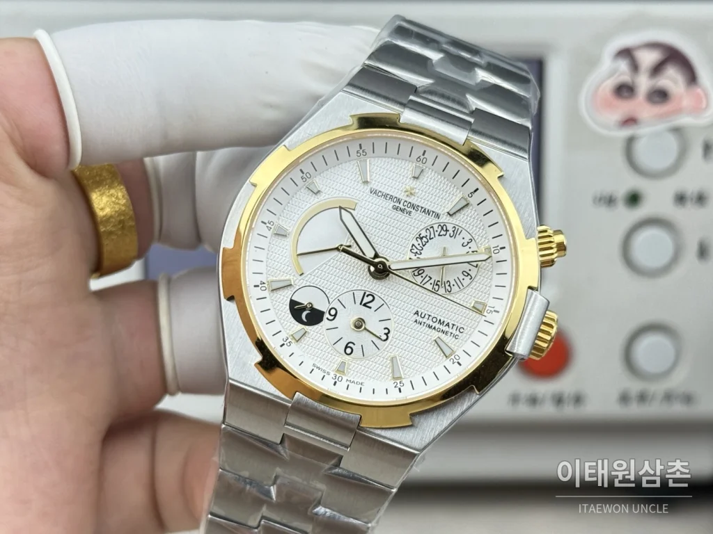 바쉐론콘스탄틴 오버시즈 듀얼타임 파워리저브 오토매틱 42mm 블루 스틸 브레이슬릿 골드 베젤