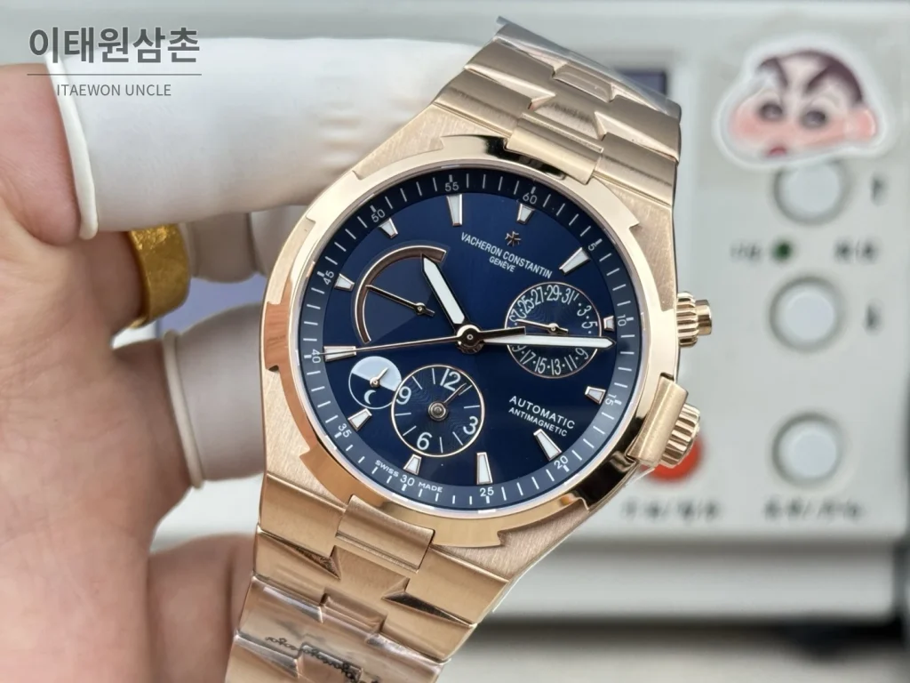 바쉐론콘스탄틴 오버시즈 듀얼타임 파워리저브 오토매틱 42mm 블루 로즈골드 브레이슬릿 로즈골드 베젤
