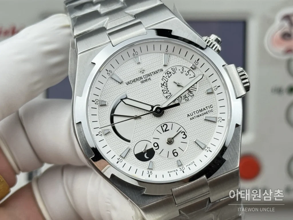 바쉐론콘스탄틴 오버시즈 듀얼타임 파워리저브 오토매틱 42mm 블루 스틸 브레이슬릿