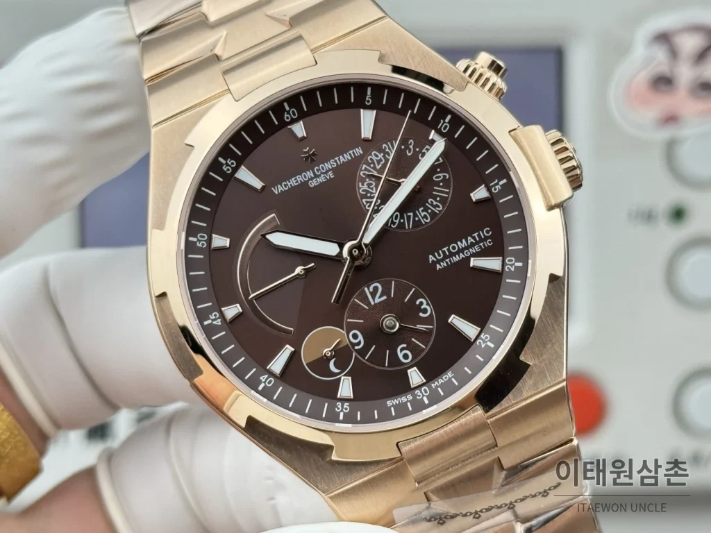 바쉐론콘스탄틴 오버시즈 듀얼타임 파워리저브 오토매틱 42mm 블루 로즈골드 브레이슬릿 로즈골드 케이스 (2)