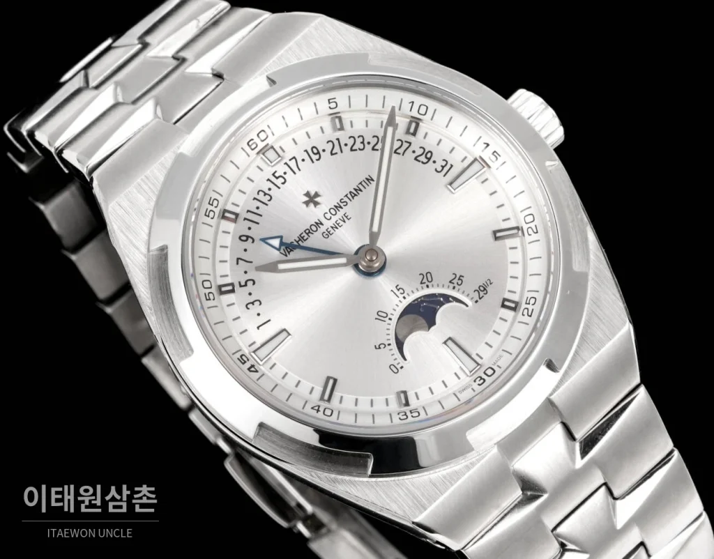 바쉐론콘스탄틴 오버시즈 레트로그레이드 데이트 오토매틱 41mm 블루 스틸 브레이슬릿 (2)