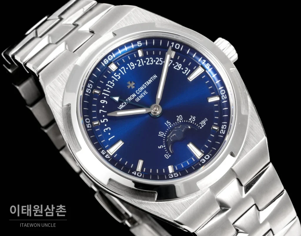 바쉐론콘스탄틴 오버시즈 레트로그레이드 데이트 오토매틱 41mm 블루 스틸 브레이슬릿