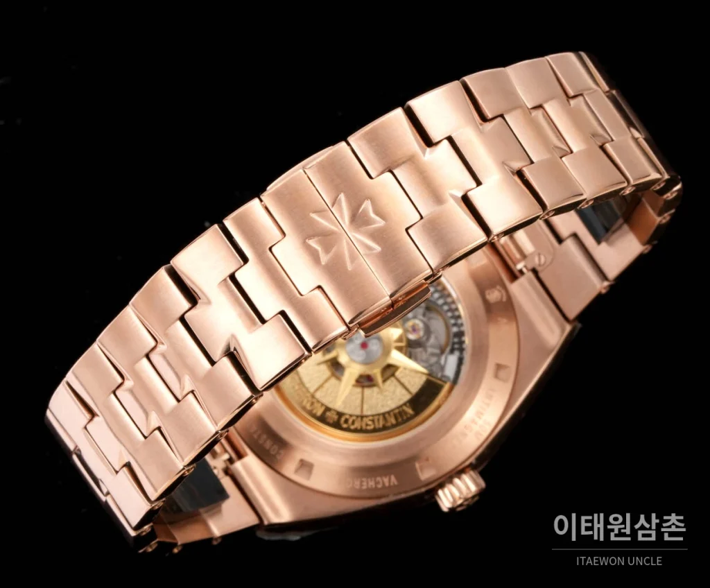 바쉐론콘스탄틴 오버시즈 레트로그레이드 데이트 오토매틱 41mm 블루 로즈골드 브레이슬릿 로즈골드 케이스 (2)