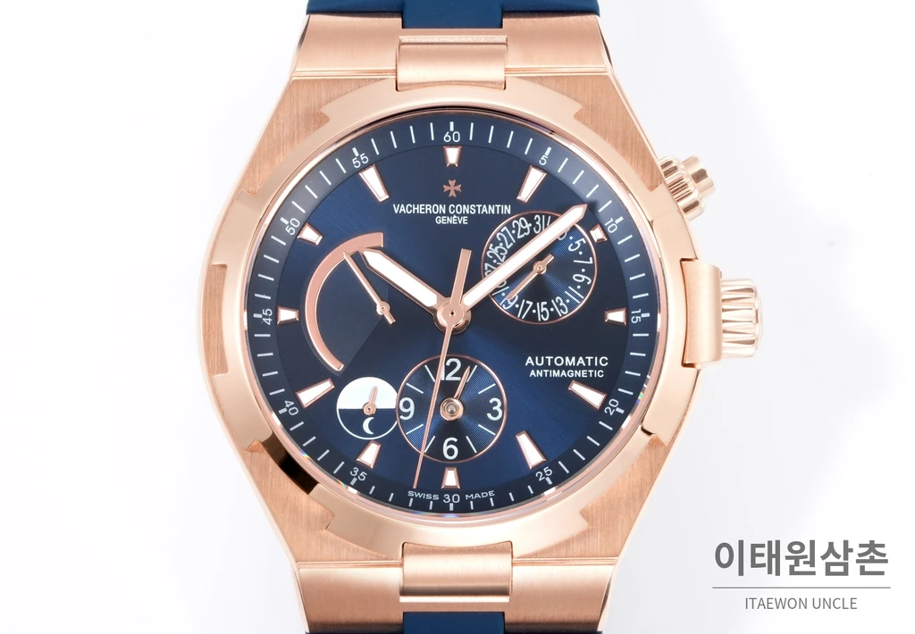 바쉐론콘스탄틴 오버시즈 로즈골드스틸 듀얼타임 네이비다이얼 러버밴드 오토매틱 42mm