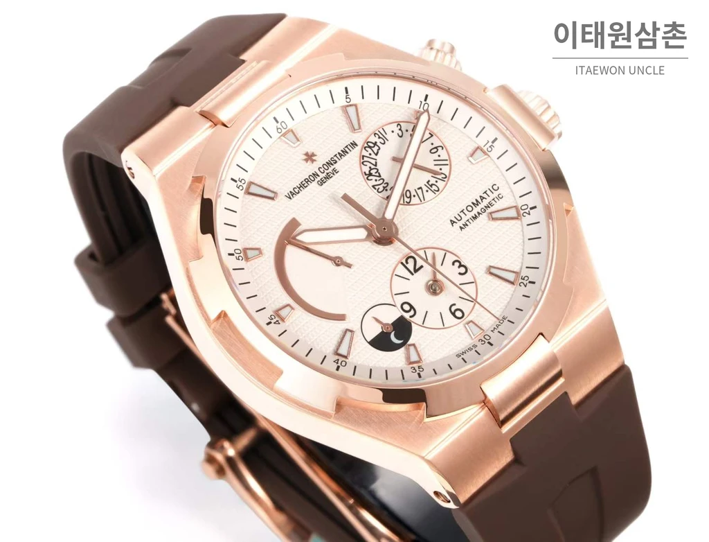 바쉐론콘스탄틴 오버시즈 로즈골드스틸 듀얼타임 아이보리다이얼 러버밴드 오토매틱 42mm