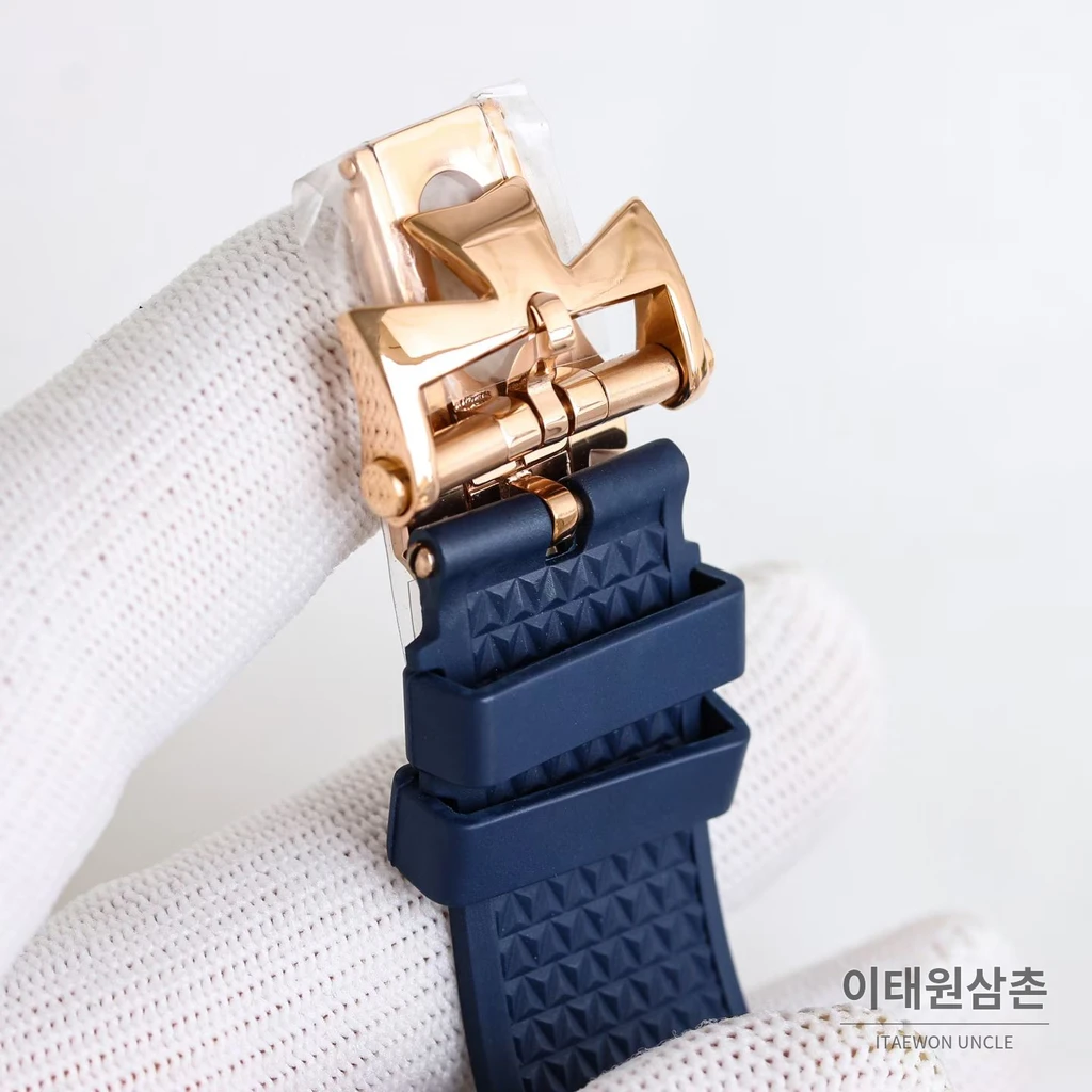 바쉐론콘스탄틴 오버시즈 스틸 블루다이얼 투르비용 오토매틱 42.5mm