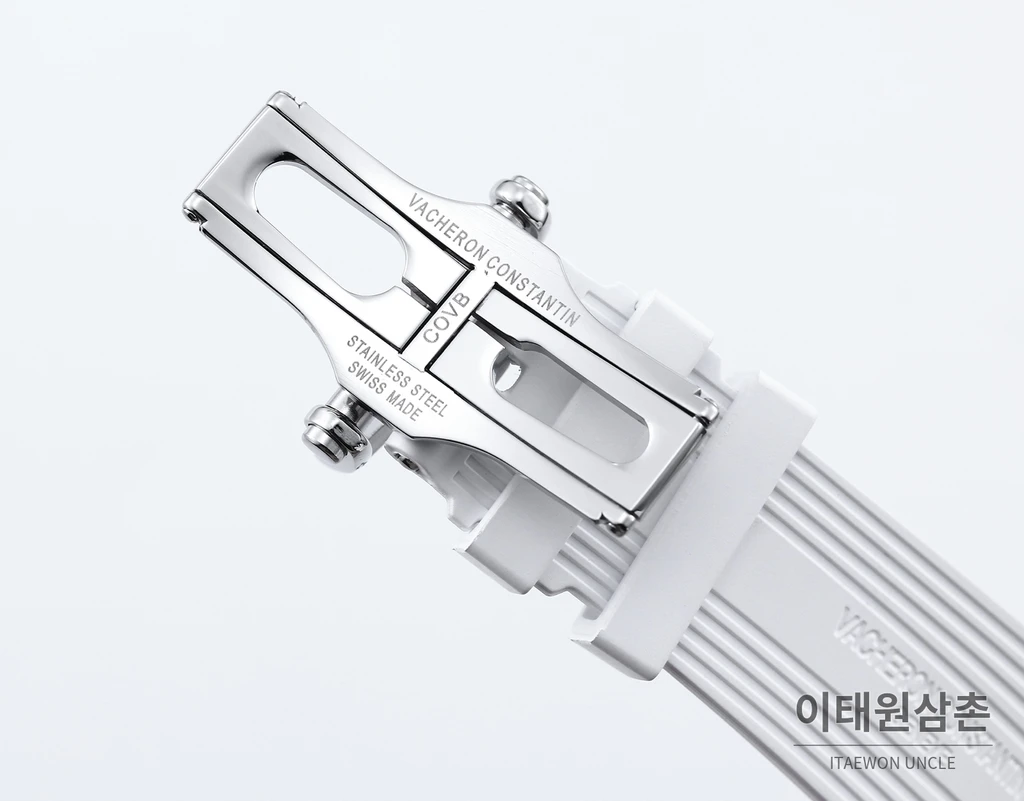 바쉐론콘스탄틴 오버시즈 스틸 버건디다이얼 투르비용 기계식 화이트러버밴드 42.5mm