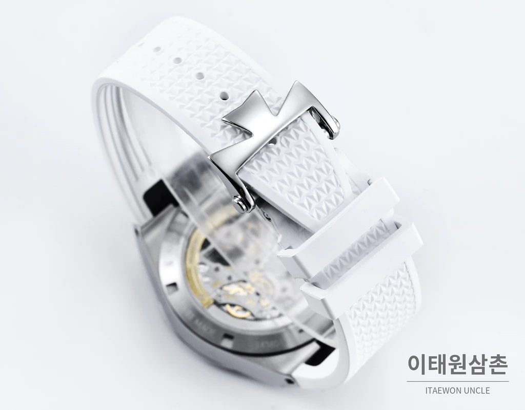 바쉐론콘스탄틴 오버시즈 스틸 버건디다이얼 투르비용 기계식 화이트러버밴드 42.5mm