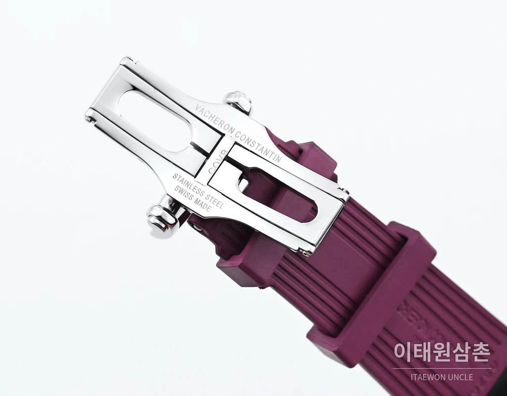 바쉐론콘스탄틴 오버시즈 스틸 버건디다이얼 투르비용 기계식 러버밴드 42.5mm