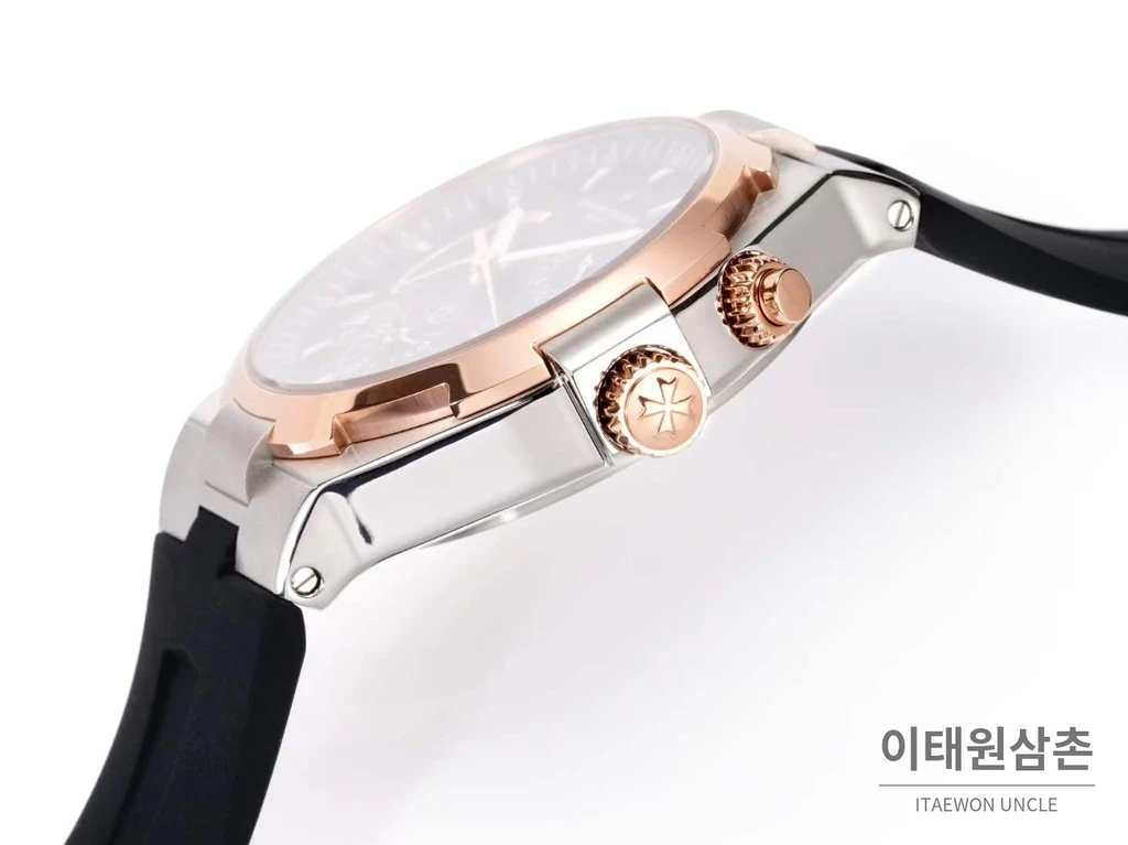 바쉐론콘스탄틴 오버시즈 스틸 듀얼타임 블랙다이얼 러버밴드 오토매틱 42mm