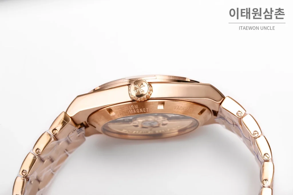바쉐론콘스탄틴 오버시즈 스틸 선버스트 다이얼 오토매틱 41mm 4520V (2)