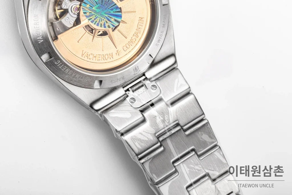바쉐론콘스탄틴 오버시즈 스틸 선버스트 다이얼 오토매틱 41mm 4520V
