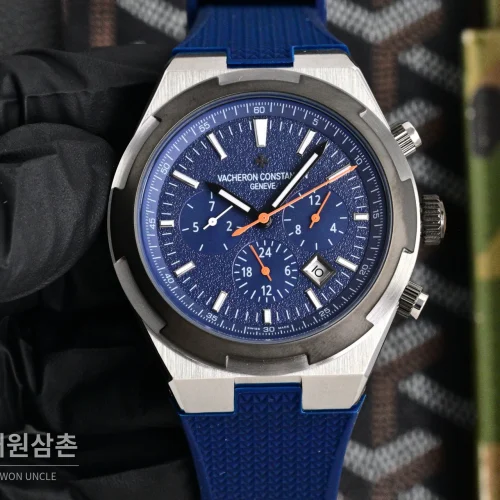 바쉐론콘스탄틴 오버시즈 투르비용 42.5mm 네이비 다이얼 블루 러버 스트랩