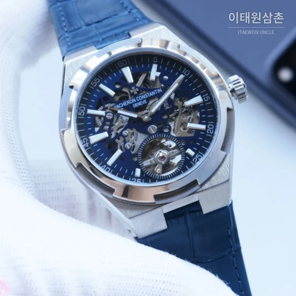 바쉐론콘스탄틴 오버시즈 투르비용 오토매틱 42.5mm (2)