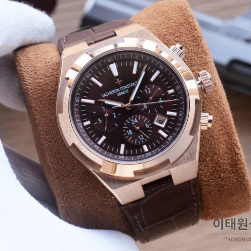 바쉐론콘스탄틴 오버시즈 투르비용 오토매틱 42.5mm 블랙 다이얼 브라운 가죽 스트랩