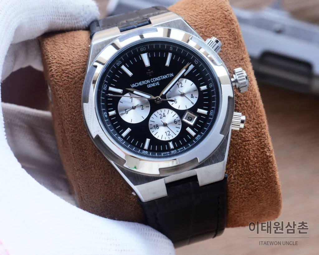 바쉐론콘스탄틴 오버시즈 투르비용 오토매틱 42.5mm (3)