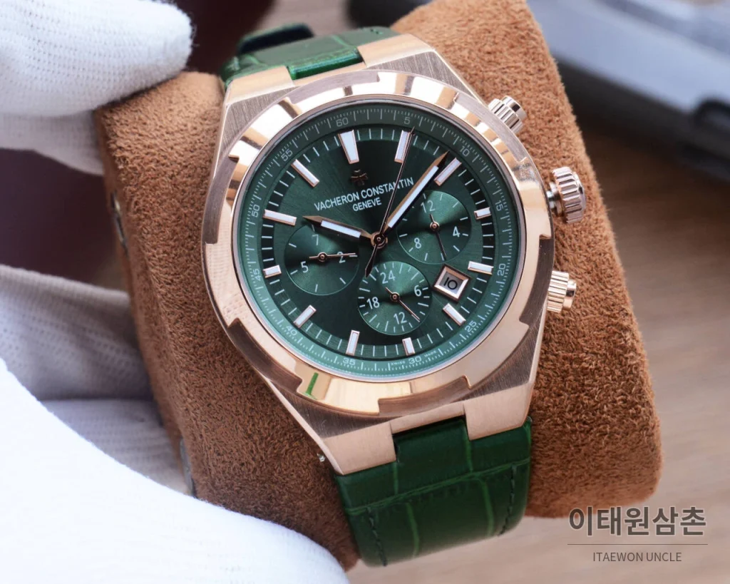 바쉐론콘스탄틴 오버시즈 투르비용 오토매틱 42.5mm 블랙 다이얼 브라운 가죽 스트랩