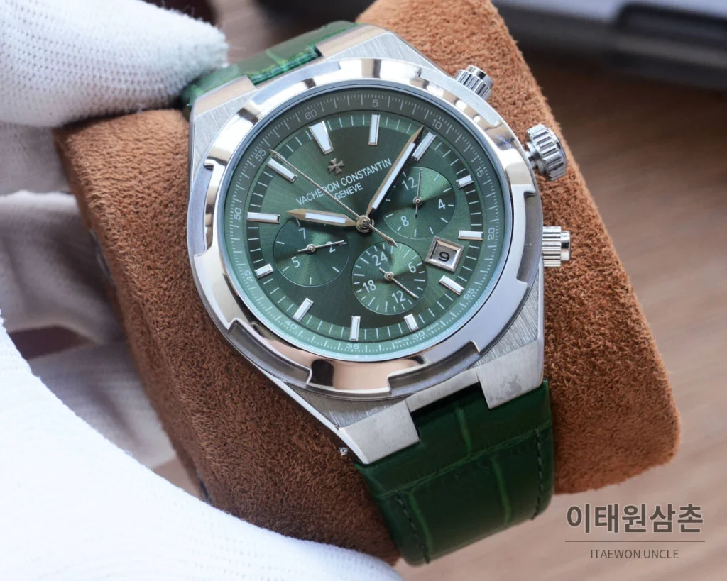 바쉐론콘스탄틴 오버시즈 투르비용 오토매틱 42.5mm (3)