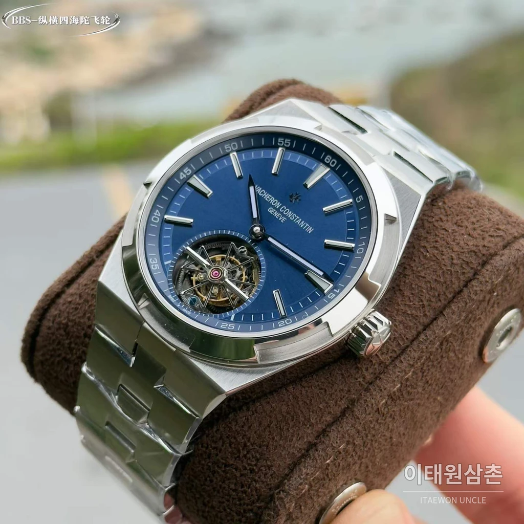 바쉐론콘스탄틴 오버시즈 투르비용 블루다이얼 스틸 오토매틱 42.5mm 스틸 브레이슬릿