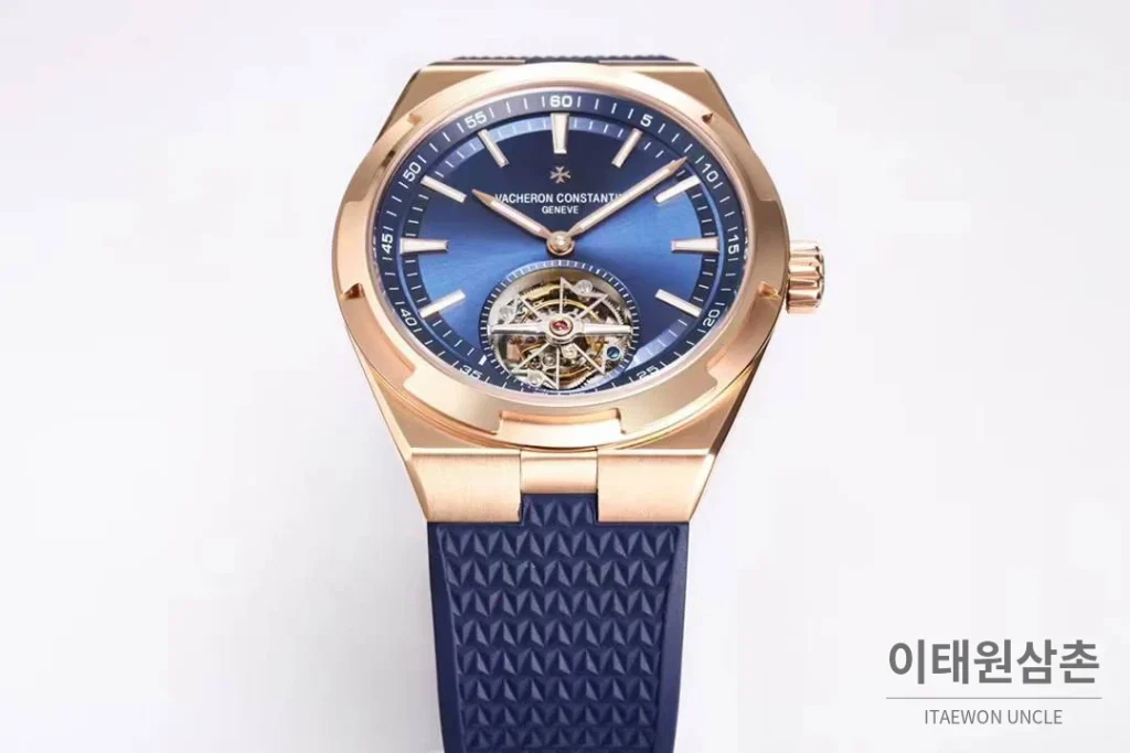 바쉐론콘스탄틴 콘스탄틴 오버시즈 투르비용 블루 다이얼 오토매틱 42.5mm 네이비 러버 스트랩 로즈골드 베젤