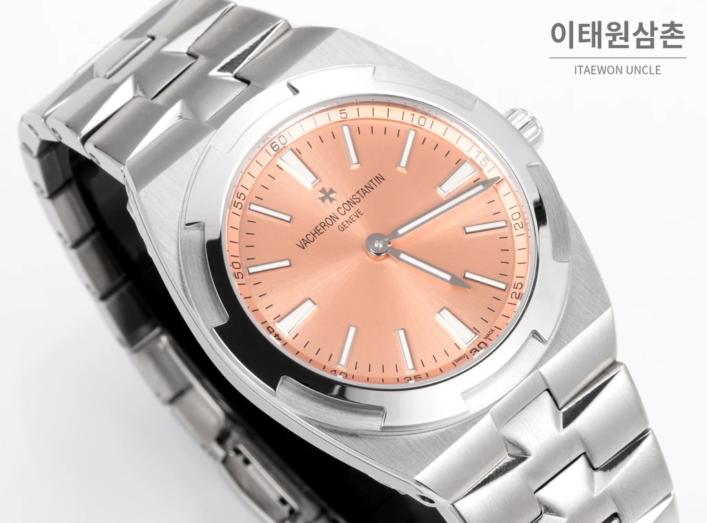 바쉐론콘스탄틴 오버시즈 울트라 씬 950 플래티넘 마름모 베젤 살몬다이얼 오토매틱 39.5mm