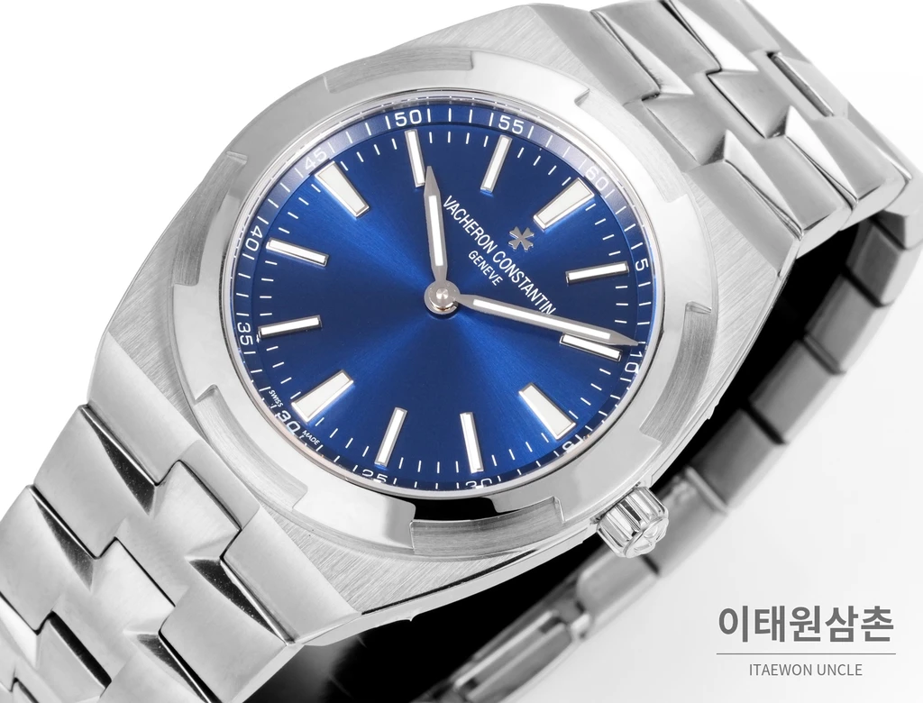 바쉐론콘스탄틴 오버시즈 울트라 씬 950 플래티넘 네이비다이얼 오토매틱 39.5mm
