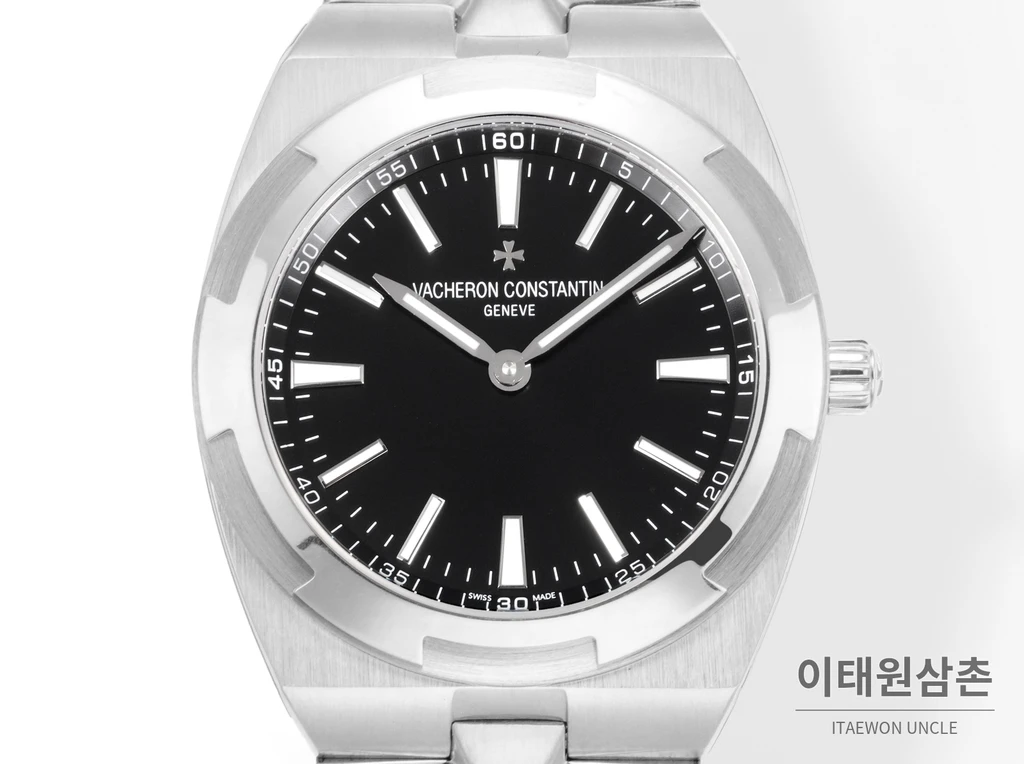 바쉐론콘스탄틴 오버시즈 울트라 씬 950 플래티넘 네이비다이얼 오토매틱 39.5mm