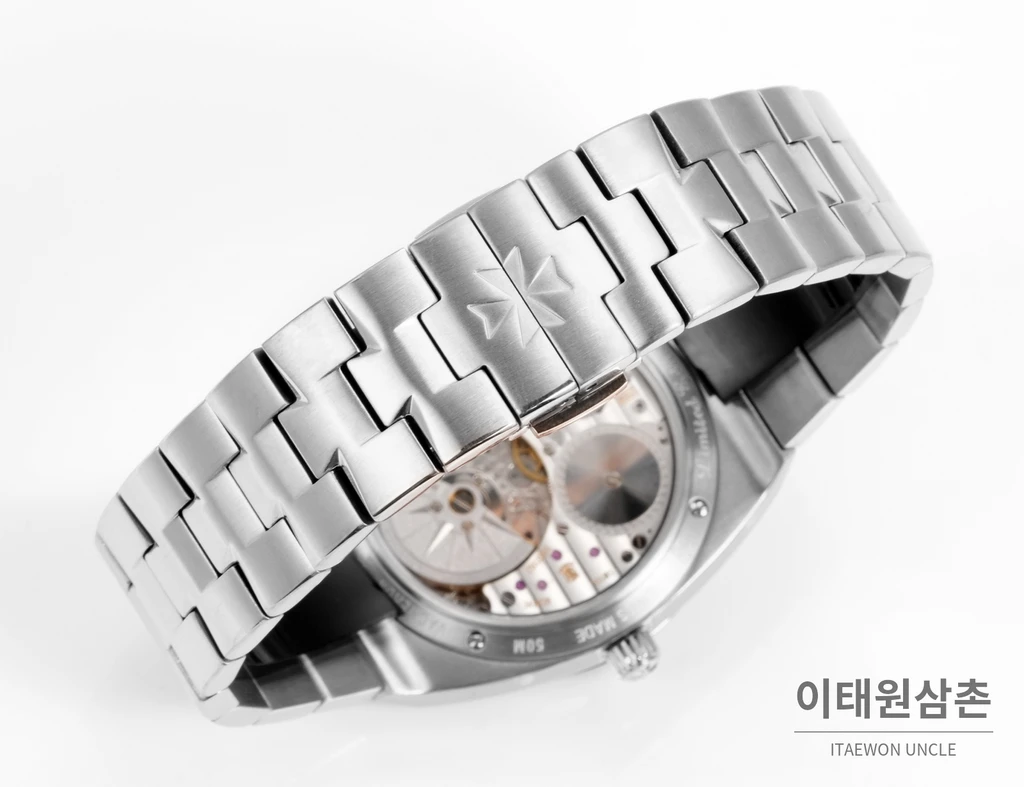 바쉐론콘스탄틴 오버시즈 울트라 씬 950 플래티넘 네이비다이얼 오토매틱 39.5mm