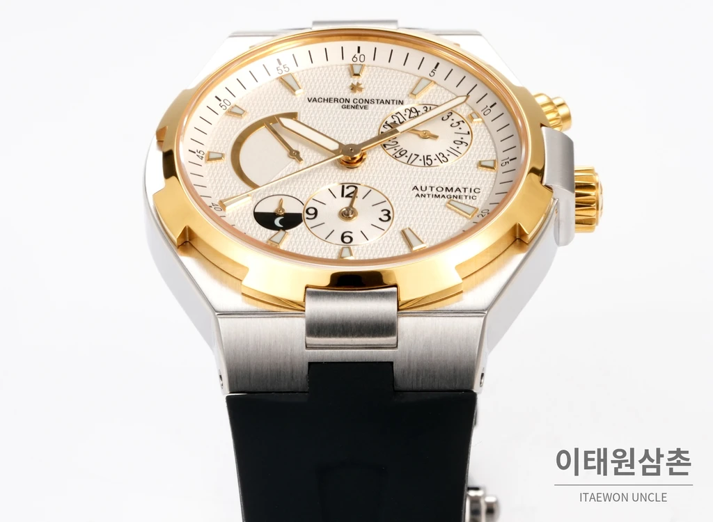 바쉐론콘스탄틴 오버시즈 옐로우골드스틸 듀얼타임 아이보리다이얼 러버밴드 오토매틱 42mm