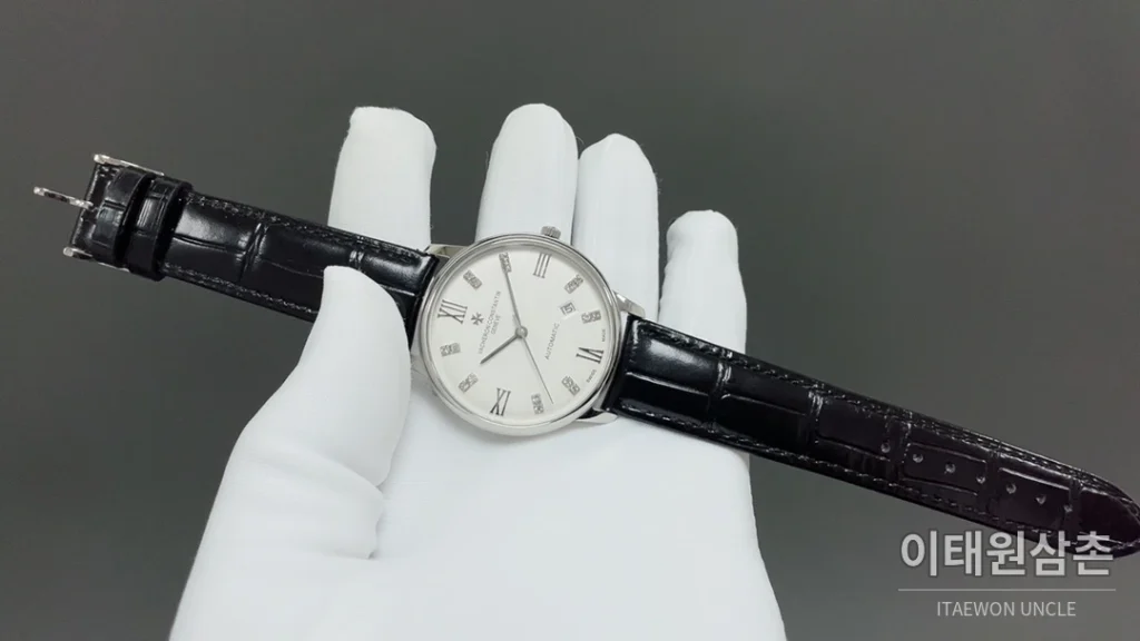 바쉐론콘스탄틴 패트리모니 오토매틱 40mm 화이트 다이얼 블랙 가죽 스트랩