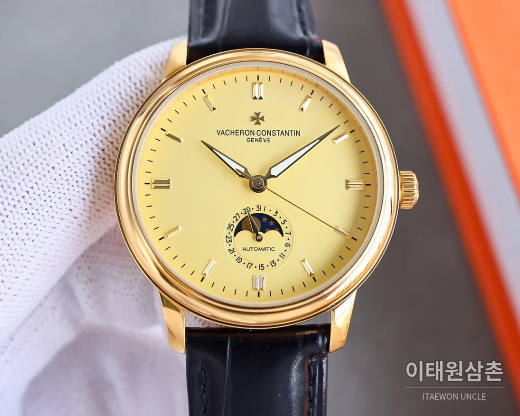바쉐론콘스탄틴 패트리모니 오토매틱 40mm 화이트 다이얼 블랙 가죽 스트랩 골드 베젤