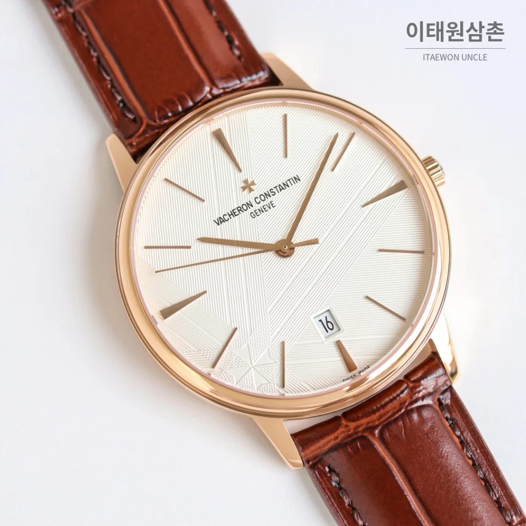 바쉐론콘스탄틴 패트리모니 오토매틱 40mm 화이트 다이얼 블랙 가죽 스트랩 (4)