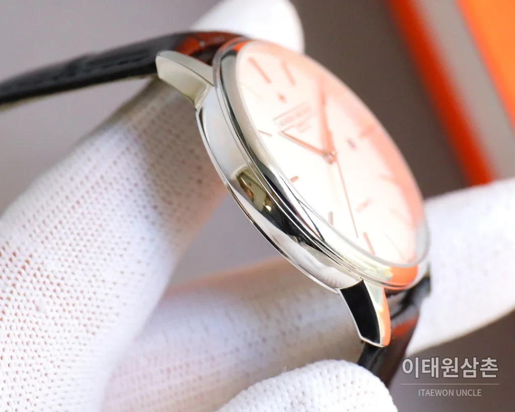 바쉐론콘스탄틴 패트리모니 오토매틱 40mm 화이트 다이얼 블랙 가죽 스트랩 (3)