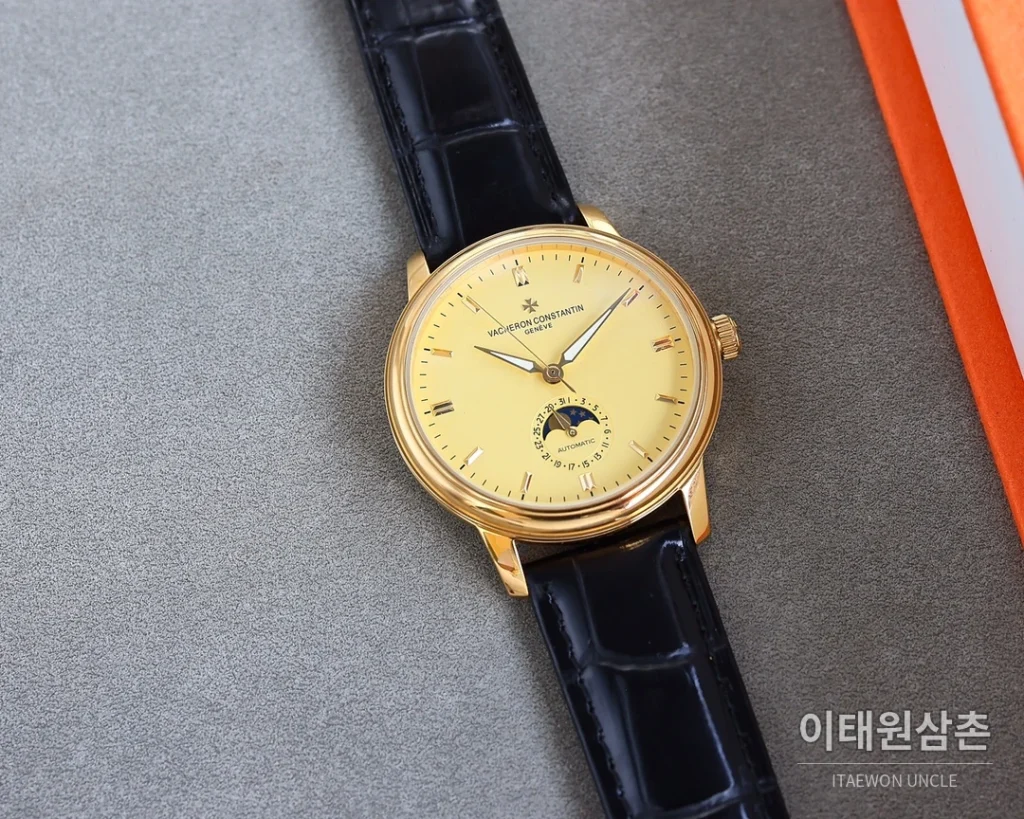 바쉐론콘스탄틴 패트리모니 오토매틱 40mm 화이트 다이얼 블랙 가죽 스트랩 골드 베젤