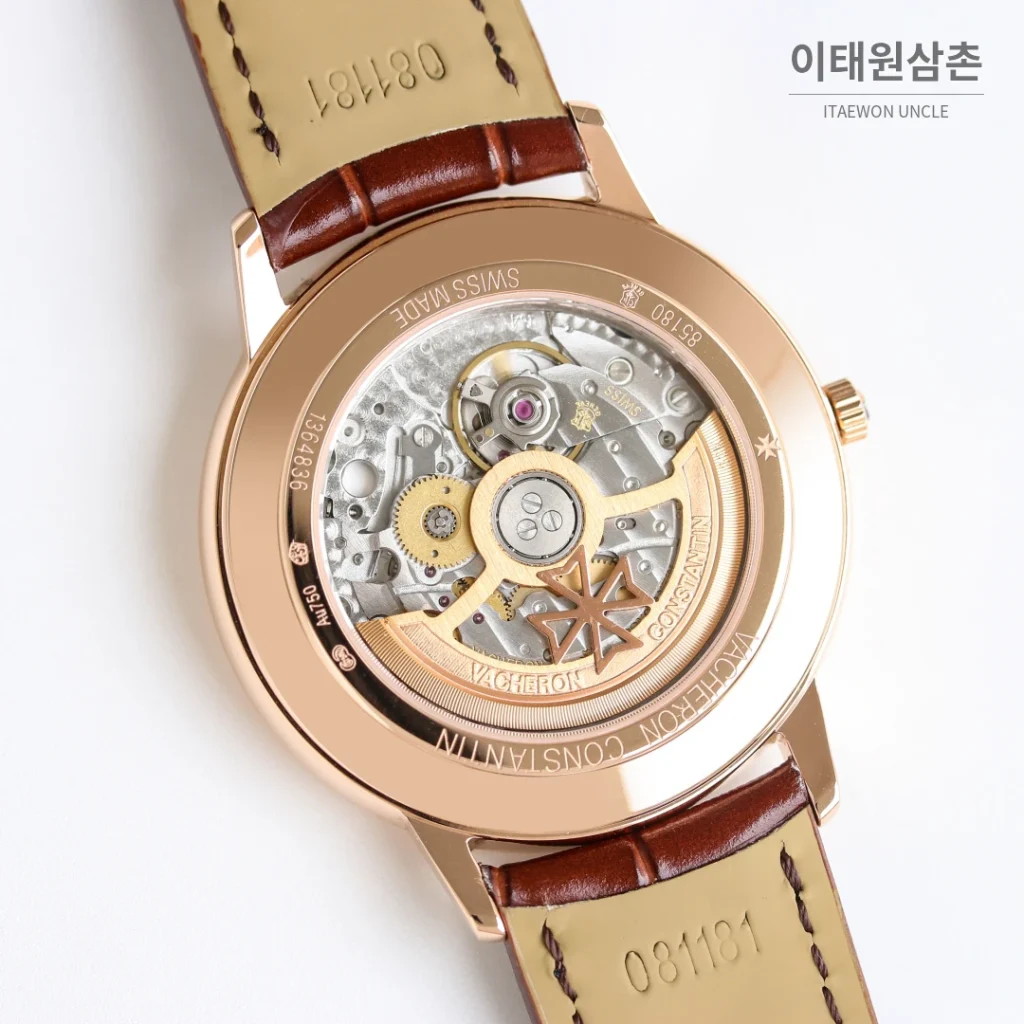 바쉐론콘스탄틴 패트리모니 오토매틱 40mm 화이트 다이얼 블랙 가죽 스트랩 (4)