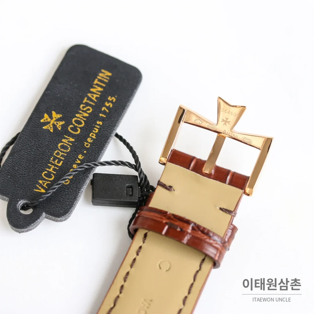 바쉐론콘스탄틴 패트리모니 오토매틱 40mm 화이트 다이얼 블랙 가죽 스트랩 (4)