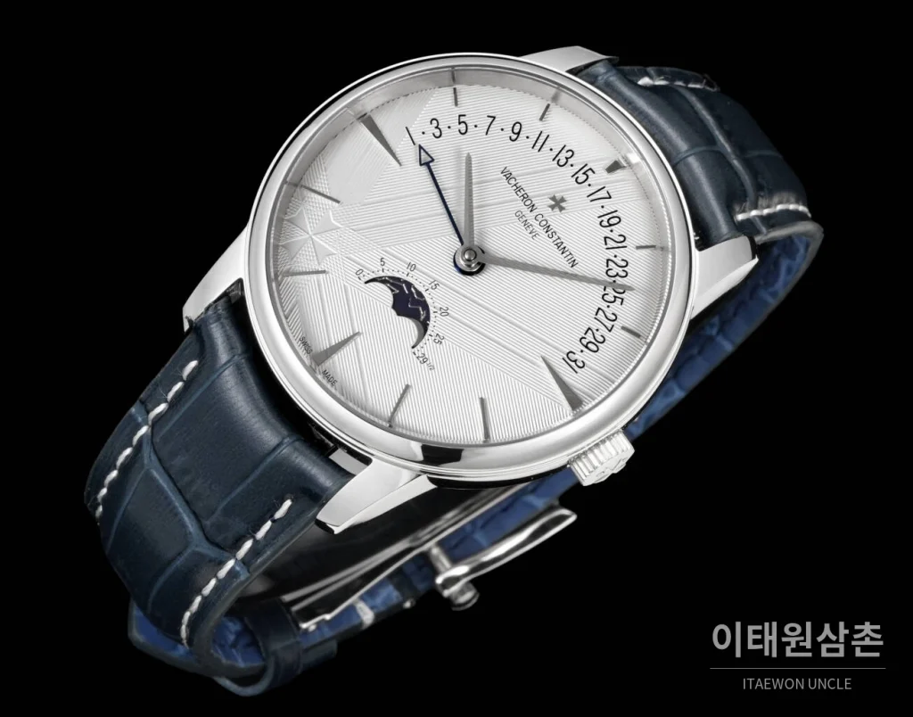 바쉐론콘스탄틴 패트리모니 문페이즈 레트로그레이드 데이트 오토매틱 42.5mm 실버 네이비 가죽 스트랩