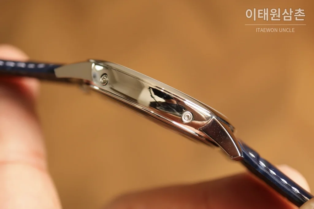 바쉐론콘스탄틴 패트리모니 퍼페추얼 캘린더 스틸 울트라씬 오토매틱 41mm 실버 네이비 가죽 스트랩