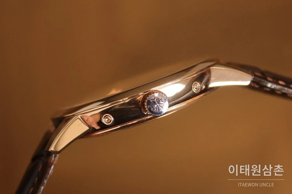 바쉐론콘스탄틴 패트리모니 퍼페추얼 캘린더 스틸 울트라씬 오토매틱 41mm 실버 브라운 가죽 스트랩 로즈골드 베젤