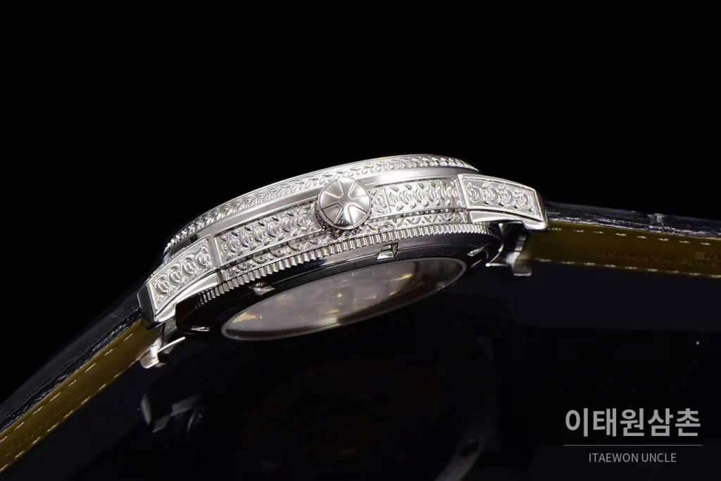 바쉐론콘스탄틴 패트리모니 스틸 블루스카이 투르비옹 파워리저브 오토매틱 42mm 네이비 다이얼 블랙 가죽 스트랩 실버 베젤