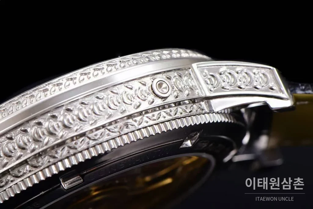 바쉐론콘스탄틴 패트리모니 스틸 블루스카이 투르비옹 파워리저브 오토매틱 42mm 네이비 다이얼 블랙 가죽 스트랩 실버 베젤