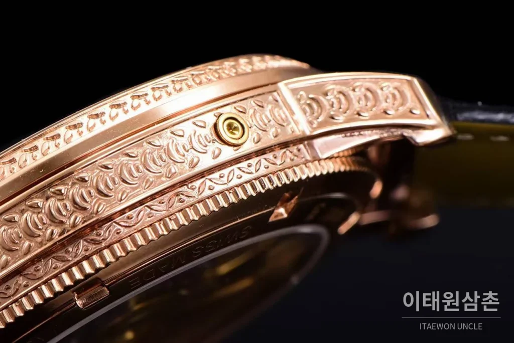 바쉐론콘스탄틴 패트리모니 스틸 블루스카이 투르비옹 파워리저브 오토매틱 42mm 네이비 다이얼 블랙 가죽 스트랩 로즈골드 베젤