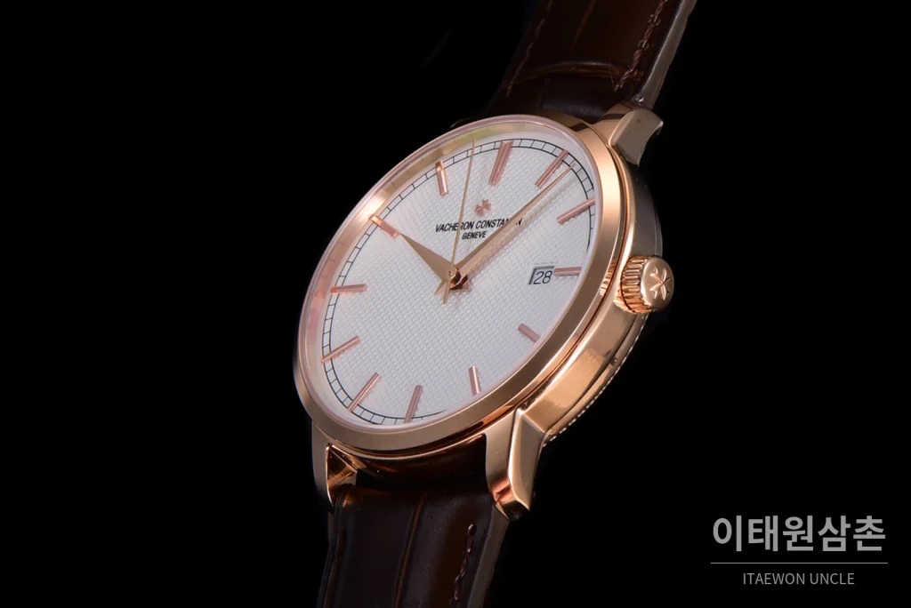 바쉐론콘스탄틴 트래디셔널 18K 로즈골드 실버다이얼 오토매틱 40mm (2)