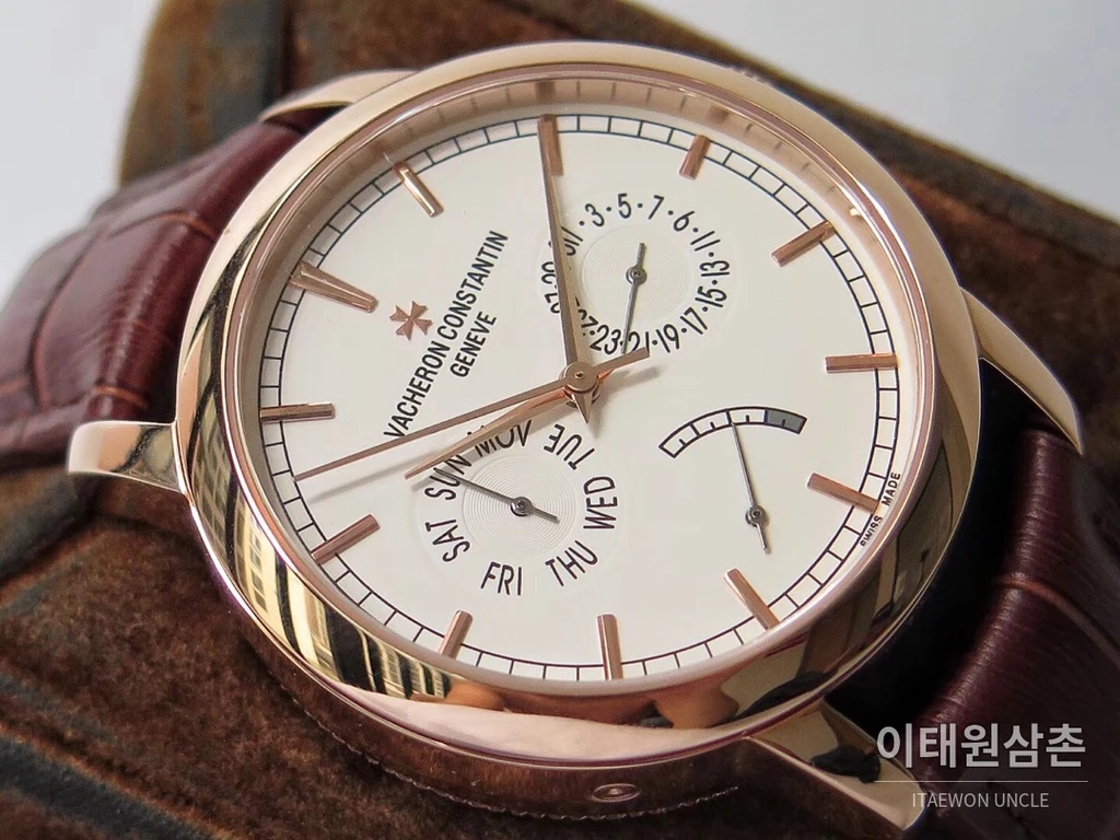 바쉐론콘스탄틴 트래디셔널 18K 옐로우골드 파워리저브 데이 데이트 오토매틱 39.5mm