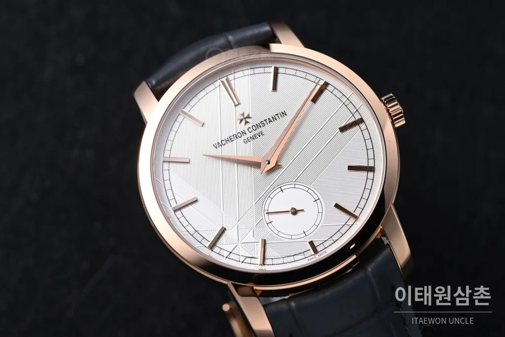 바쉐론콘스탄틴 트래디셔널 270주년 그레이다이얼 오토매틱 38mm 그레이 가죽 스트랩